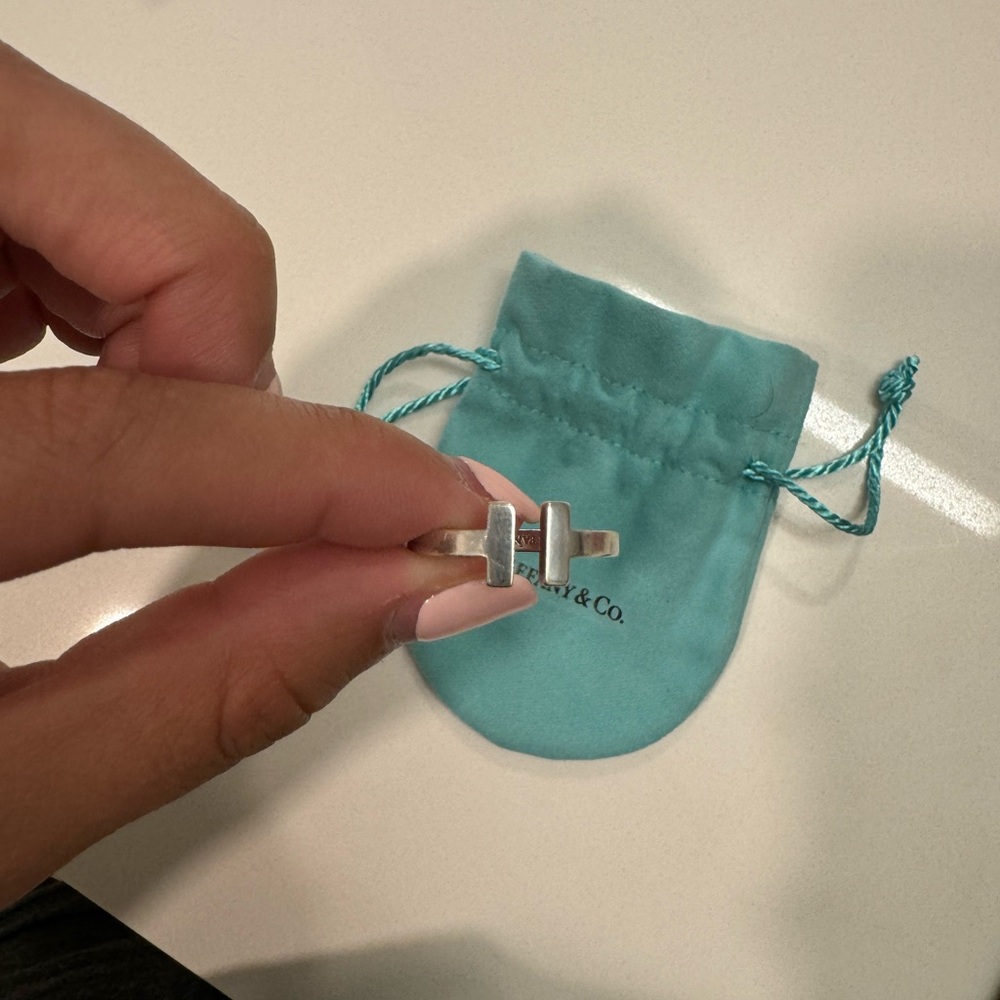 Tiffany T square ring